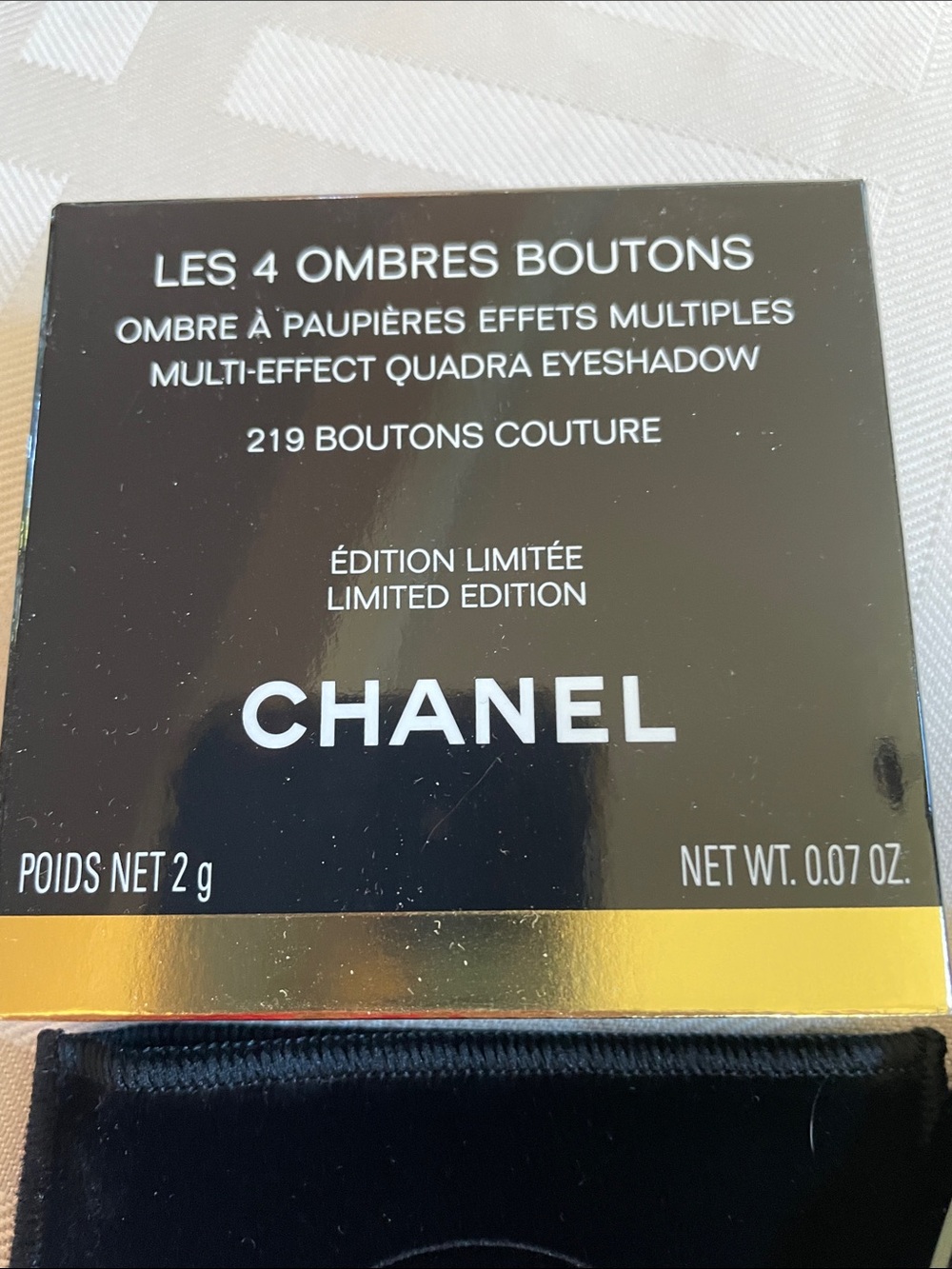 NIB CHANEL Les 4 Ombres 219 Boutons Couture - Neutrals Eyeshadow Quad - Picture 3 of 4